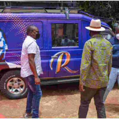 Well-wishers Donate 2022 Election Campaign Vehicles to Raila 