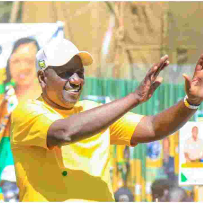 Ruto Claps Back at Raila for Questioning His Donations