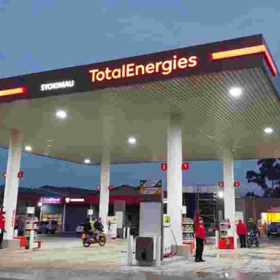 Fuel Prices Hit a Historic High as Ruto's Government Removes Subsidy 