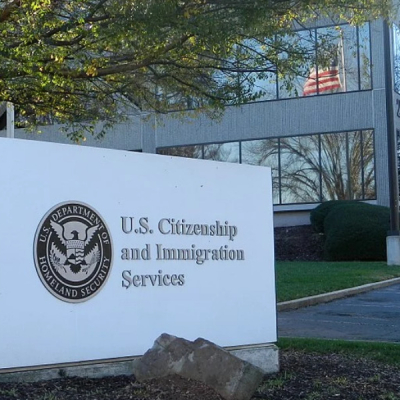 USCIS Introduces New Photo Rules for Green Card and Citizenship Applicants