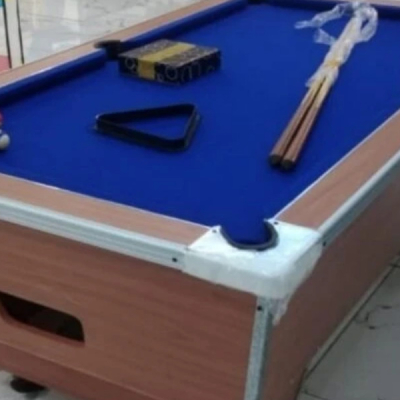 Nairobi Commissioner Warns of Gangs Targeting Victims at Roadside Pool Tables
