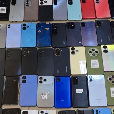 DCI Seizes 62 Suspected Stolen Phones in Kamukunji Raid
