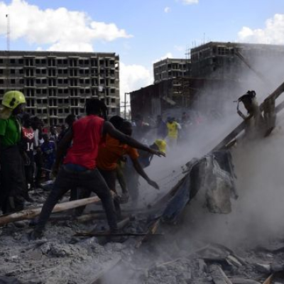 Building Collapse in Kibera Leaves Several Trapped and Injured