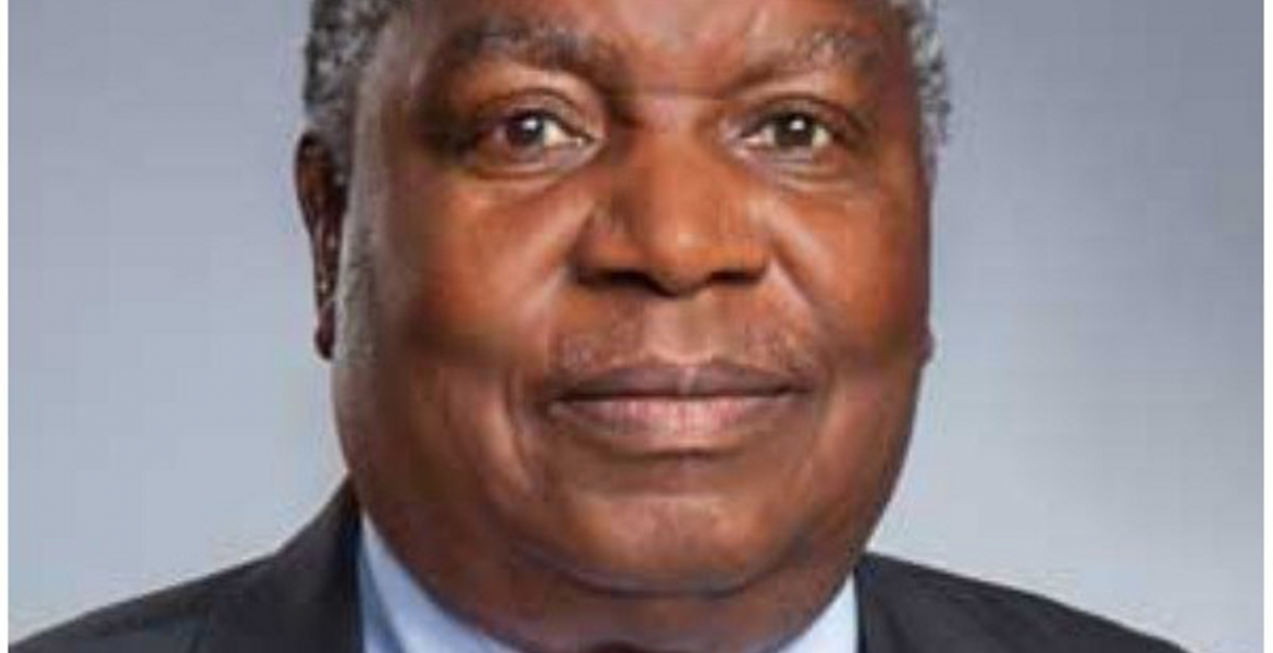 Kenyan Billionaire Wilfred Murungi Buried by 8 People as Hundreds of Mourners are Turned Away [PHOTOS]