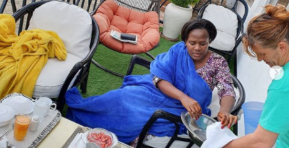 Photos of Francis Atwoli’s ‘Mzungu’ House Help Create a Stir Online