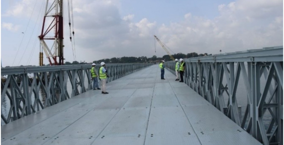 Uhuru Commissions Sh1.9 Billion Likoni Floating Bridge [PHOTOS]