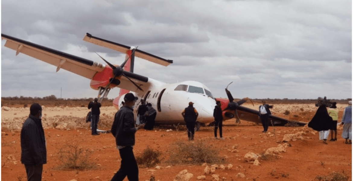 Skyward Express Plane Carrying 40 People Crash-Lands Near Kenya-Somalia ...