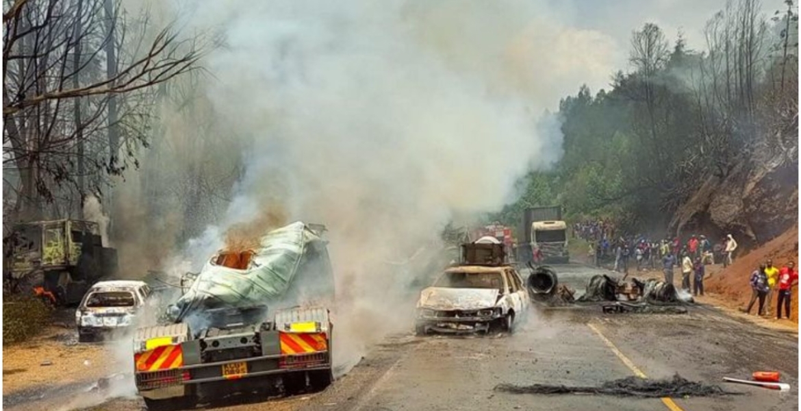 Several Cars Burnt along NairobiMai Mahiu Road as Trailer Transporting