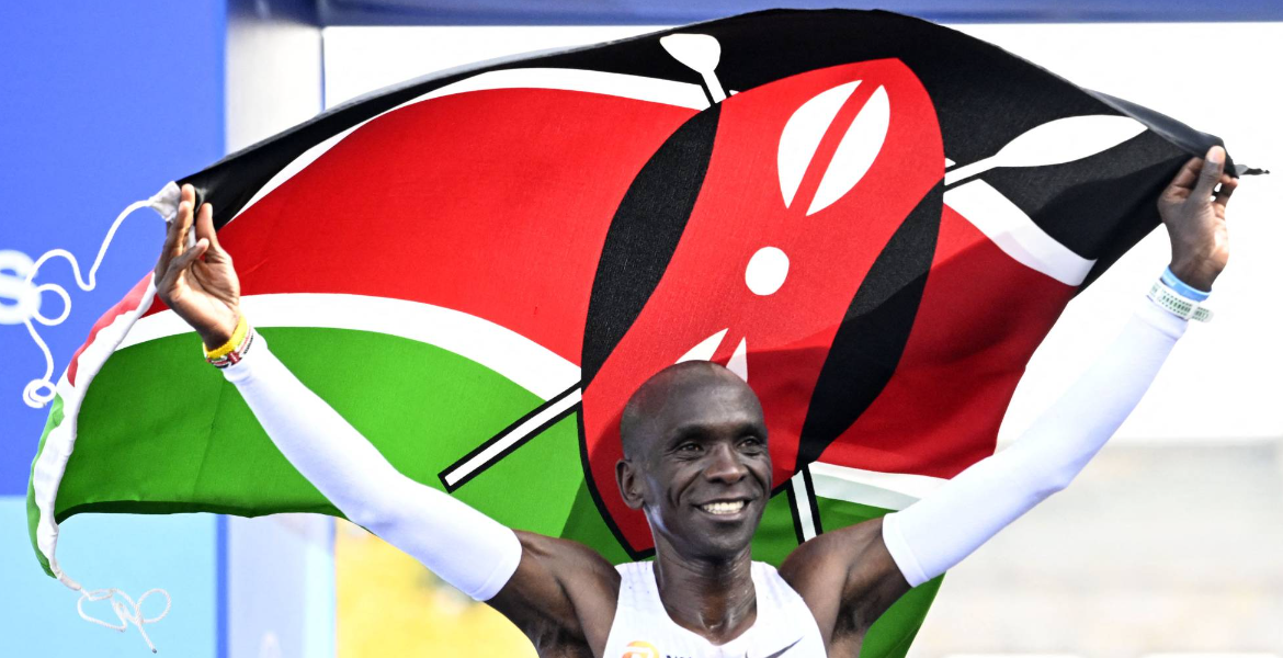 Kenya's Eliud Kipchoge Breaks World Record During Berlin Marathon Kenyan Marathon Legend Eliud Kipchoge Awarded Ksh7.4 Million By 18-Year-Old Spanish Princess