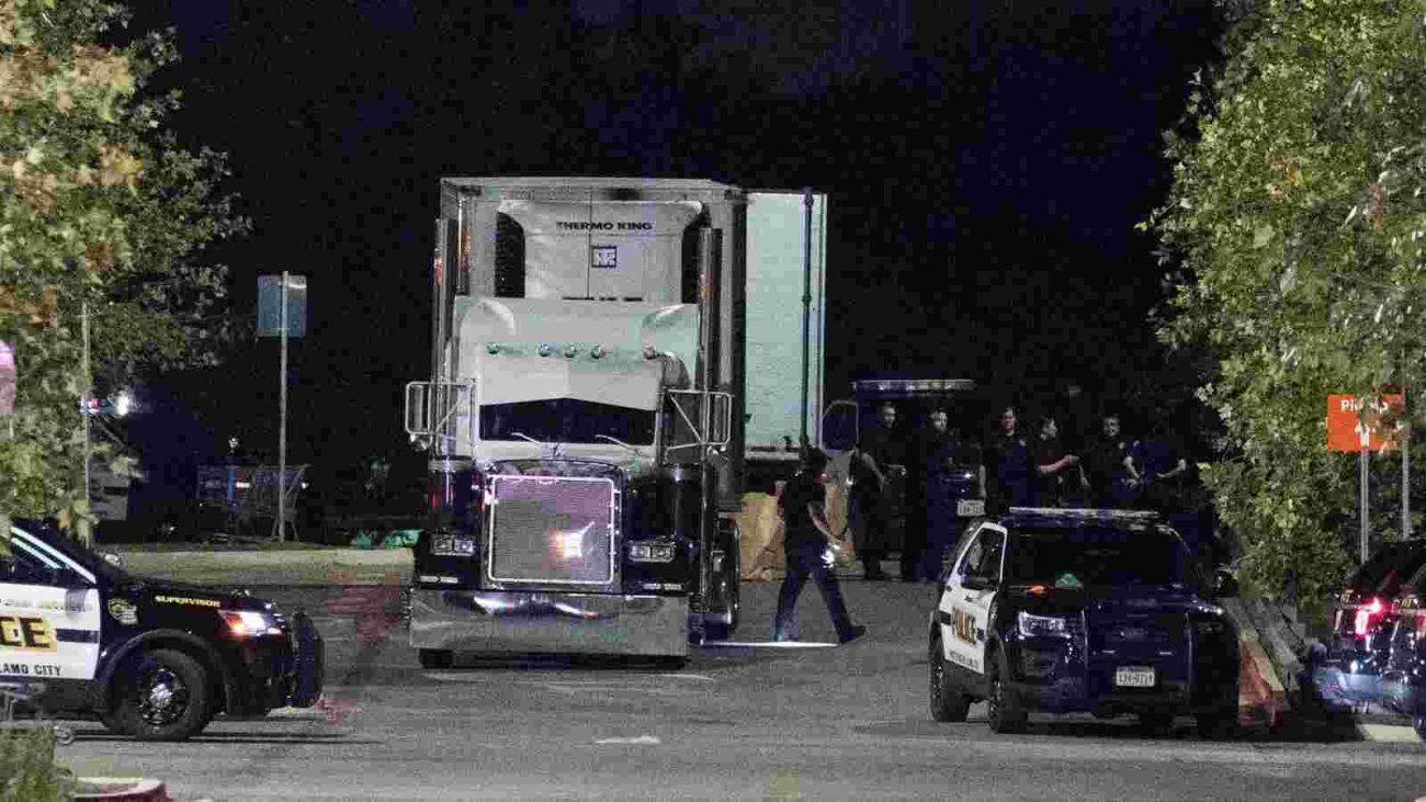 8 People Dead in Sweltering Truck, 30 Hospitalized in Texas Human Trafficking Case