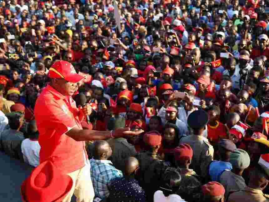 Foreigners Only Welcome to Kenya as Tourists, President Uhuru Tells Raila