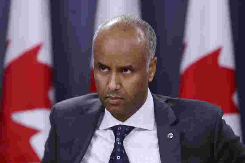 Canada Targets 350,000 New Immigrants as Skills Shortage Bites