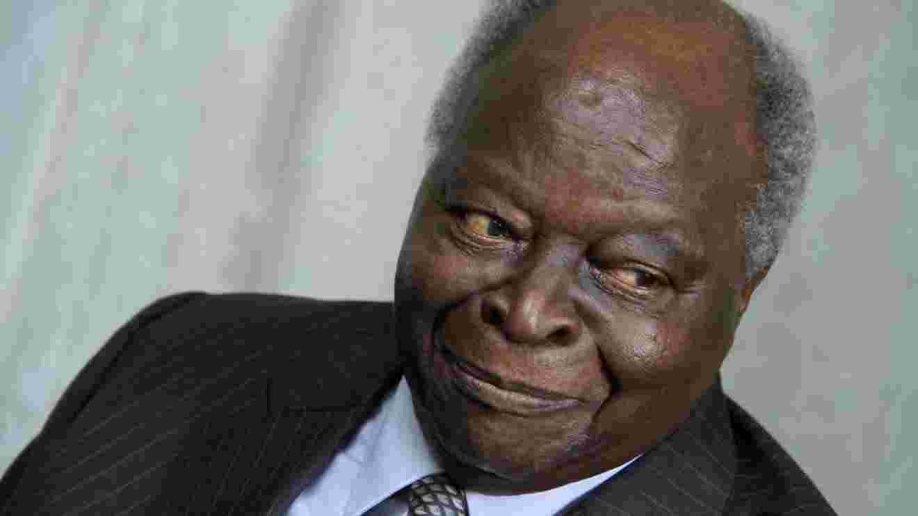 Uhuru Leads Kenyans in Mourning Former President Mwai Kibaki
