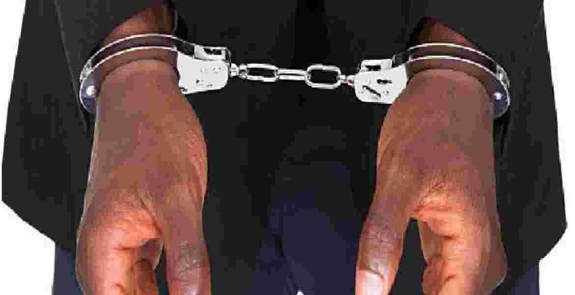 Principal Magistrate Caught in Lodging with a Minor Claims the Girl is 22 and Not 17