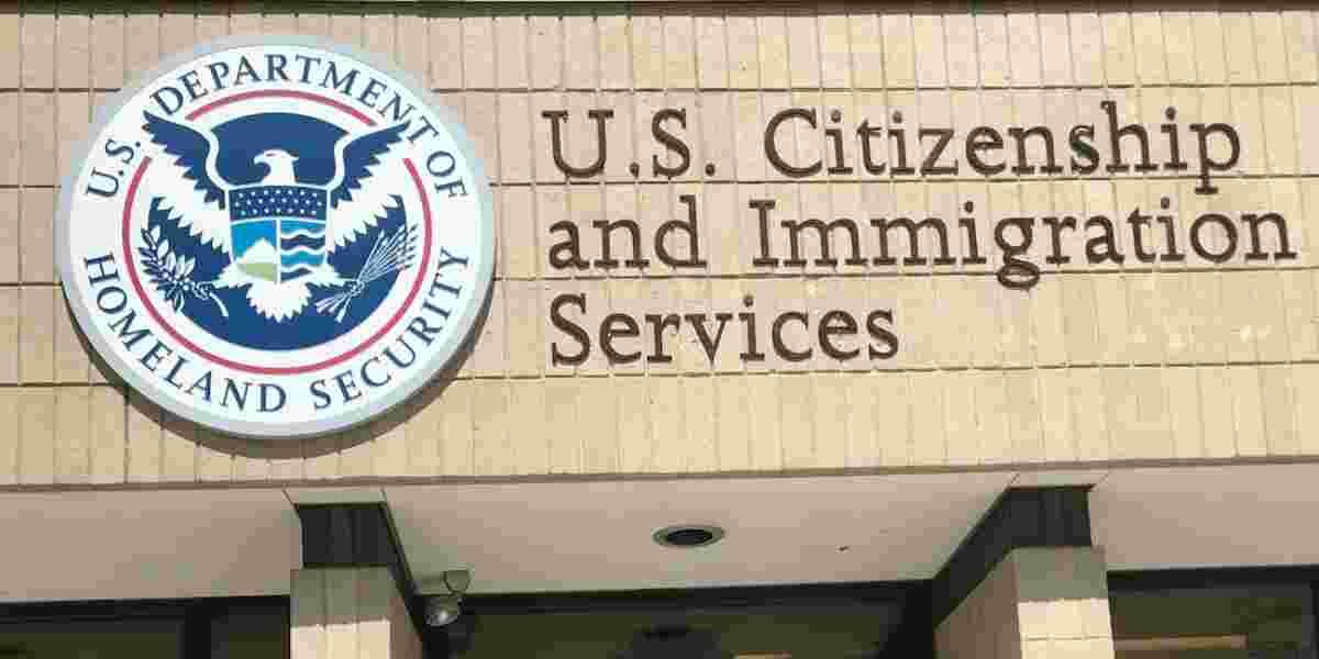 New US Citizenship Rules Simplify Entry Proof for Green Card Holders