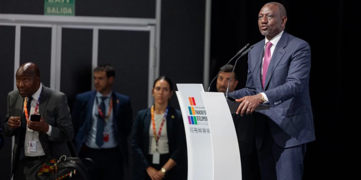 Ruto Tells Kenyans in the UK to Avoid Job Hunting on Student and Tourist Visas