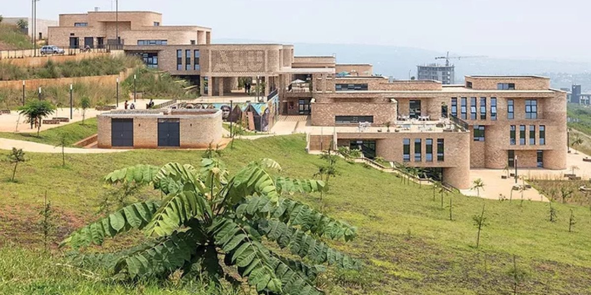 Inside the Lives of Kenyans in Mauritius