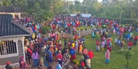 Oscar Sudi, Karen Nyamu and Peter Salasya Distribute Food and Cash Ahead of Christmas