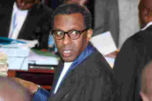Uhuru: Raila's Petition Can Only Excite Movie Directors at Hollywood