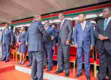 President Uhuru Meets Chief Justice David Maraga for First Time Since Nullification of His Victory