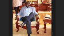 Raila Accuses President Uhuru of Rigging against Himself 