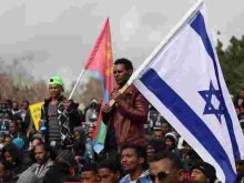 Israel Shelves Plans to Deport African Migrants by Force