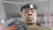 Brave Kenyan Policeman Videotaped Capturing Two Suspected Robbers in Nairobi Earns Praise [VIDEO]