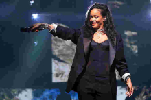 Rihanna Looking to Perform in Nairobi