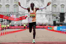 Eliud Kipchoge Dismisses Claims that Nike Shoe Gives Him Unfair Advantage over Rivals