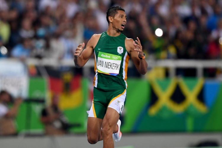 Wayde Van Niekerk of South Africa Breaks World Record in Men's 400m to Win Gold
