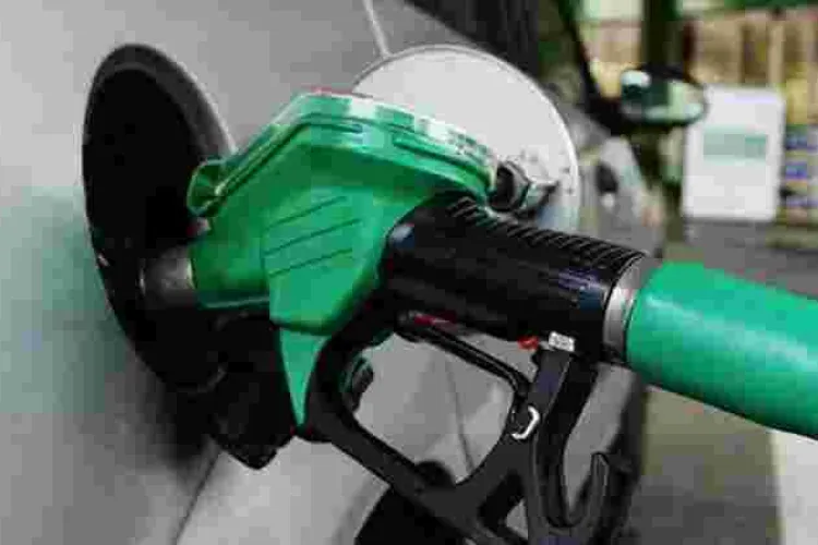 UK to Ban Petrol, Diesel Vehicles