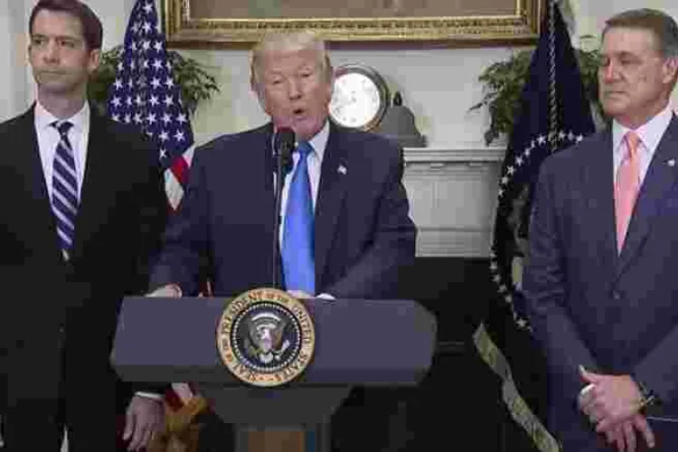 US Green Card Lottery Program in Jeopardy as Donald Trump Unveils New Immigration Reform Bill, "RAISE Act"