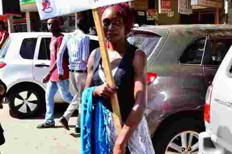 Kenyan Woman Carrying Placard Looking for Mzungu Husband Says She's Received Hundreds of Phone Calls