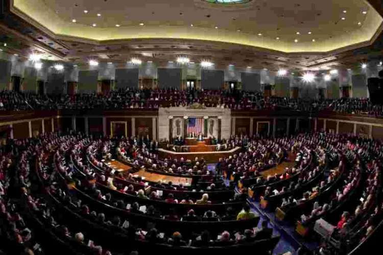 US Senate Begins Debate on Immigration Bill that Ends Green Card Lottery, Trims Family-Based Sponsorship