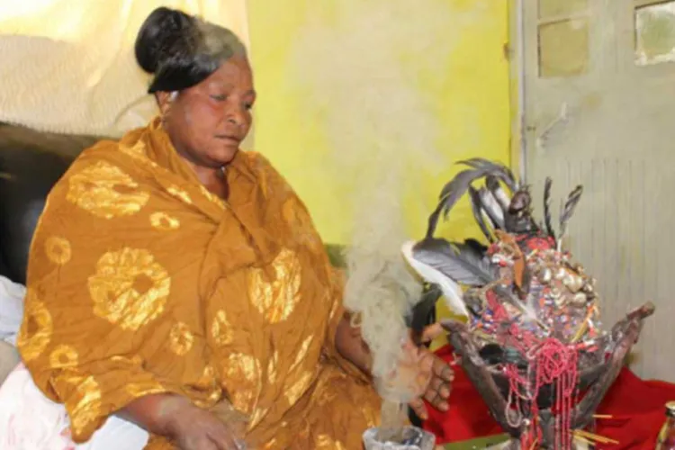 Police Arrest Kenyan Millionaire Witchdoctor Annah Mutheu after Raid of Her Palatial Residence