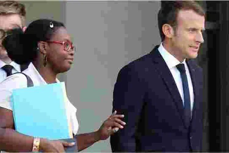 French President Macron Appoints 39-Year-Old Senegalese-Born Woman as New Gov't Spokesperson