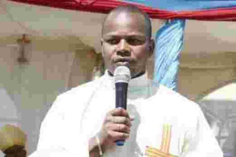 Woman Confesses to Being in Love Affair with Murdered Catholic Priest for Six Years