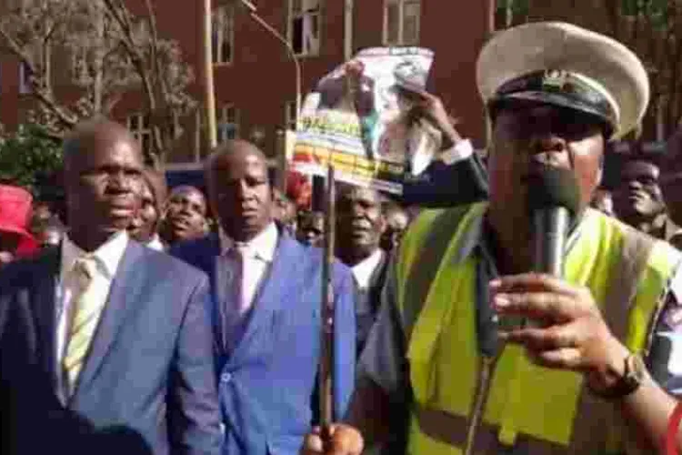 Kenya Police Banned from Preaching in Police Uniform 