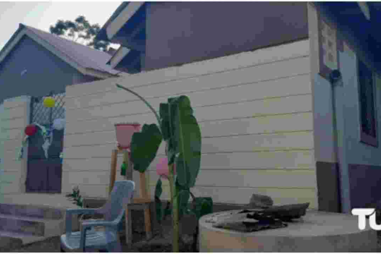 Kenyan Widow Who Boiled Stones for Her Starving Kids Moves into Sh1.4 Million House 