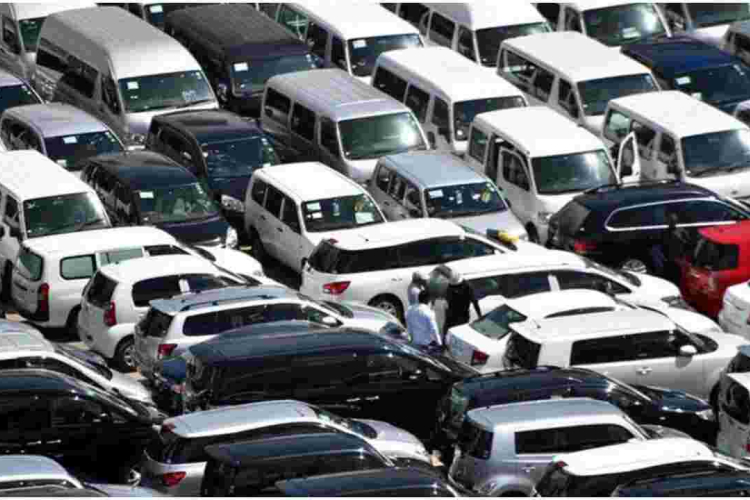 Kenyan Car Importers Given Until December 31st to Clear Vehicles Registered in 2013 