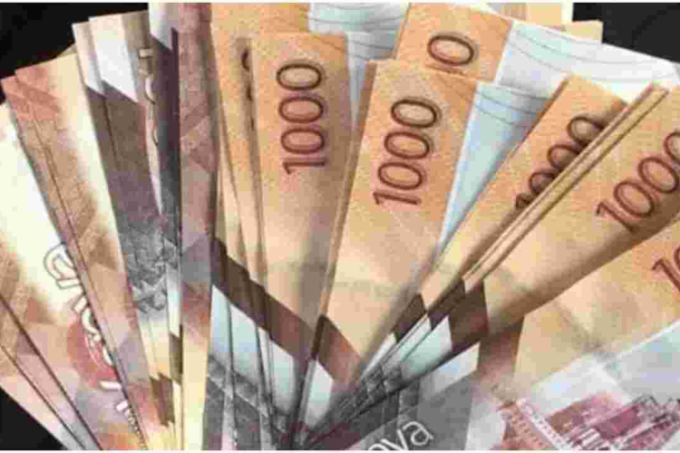 Drama as Kenyan Woman Takes Off with Daughter's Dowry, Leaving Elders Baffled