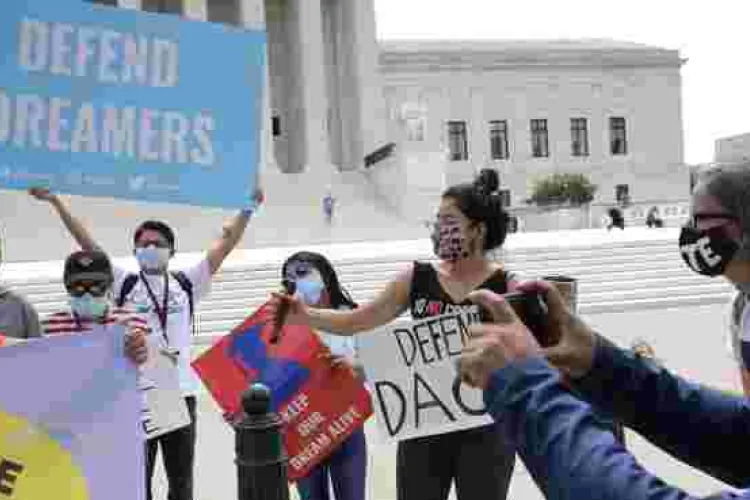  Federal judge in Texas Rules DACA Program Unlawful, Halts New Applications