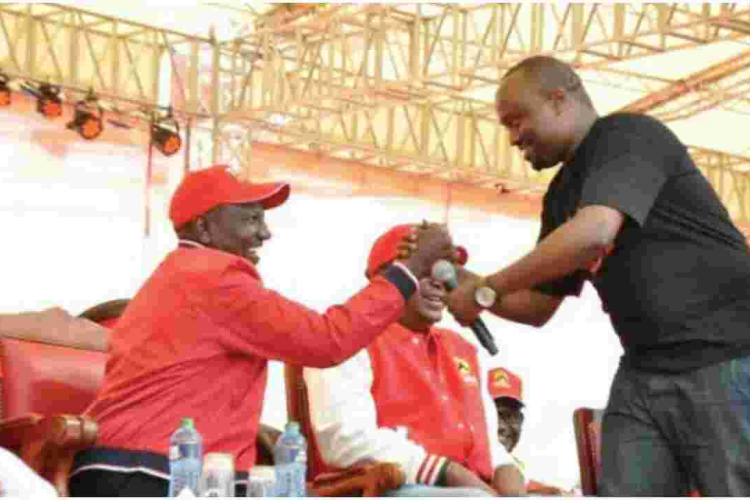"Bado Nyinyi ni Customers ICC": Comedian Jaymo Ule Msee Lectures Uhuru and Ruto 