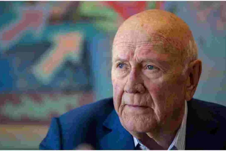  Fredrick de Klerk, South Africa's Last White President, Dies