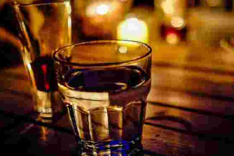 Interior Ministry Official Rushed to Hospital in Critical Condition After Wife Spikes His Drink 