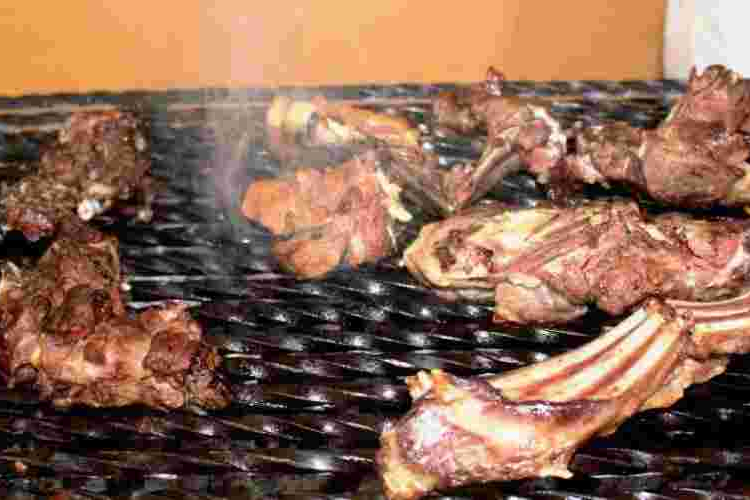Nyama Choma, Chapo, and Mpango wa Kando Among Kenyan Words Added to Oxford English Dictionary