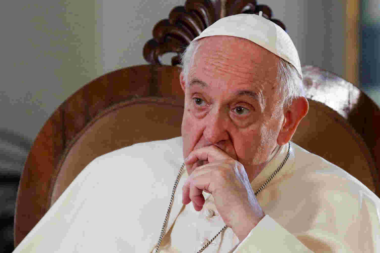 Pope Francis Clarifies His Comments on Homosexuality
