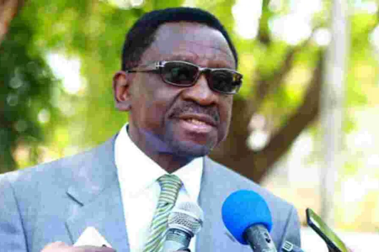 Raila Steps in to Explore Solutions to Woes Pitting Governor Orengo and His Deputy 