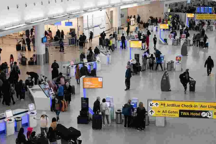 Kenyan Woman Deported From the US Over Video on Her Phone