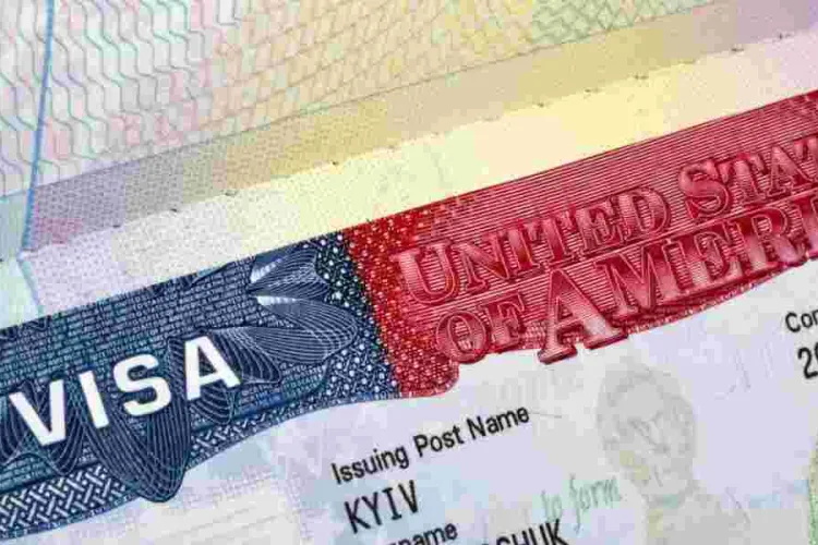 US Closes Door on EB-2 Visas: What It Means for Employers and Foreign Professionals